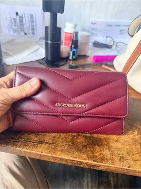 Michael Kors Quilted Burgundy Trifold Wallet Clutch Gold Logo Women’s